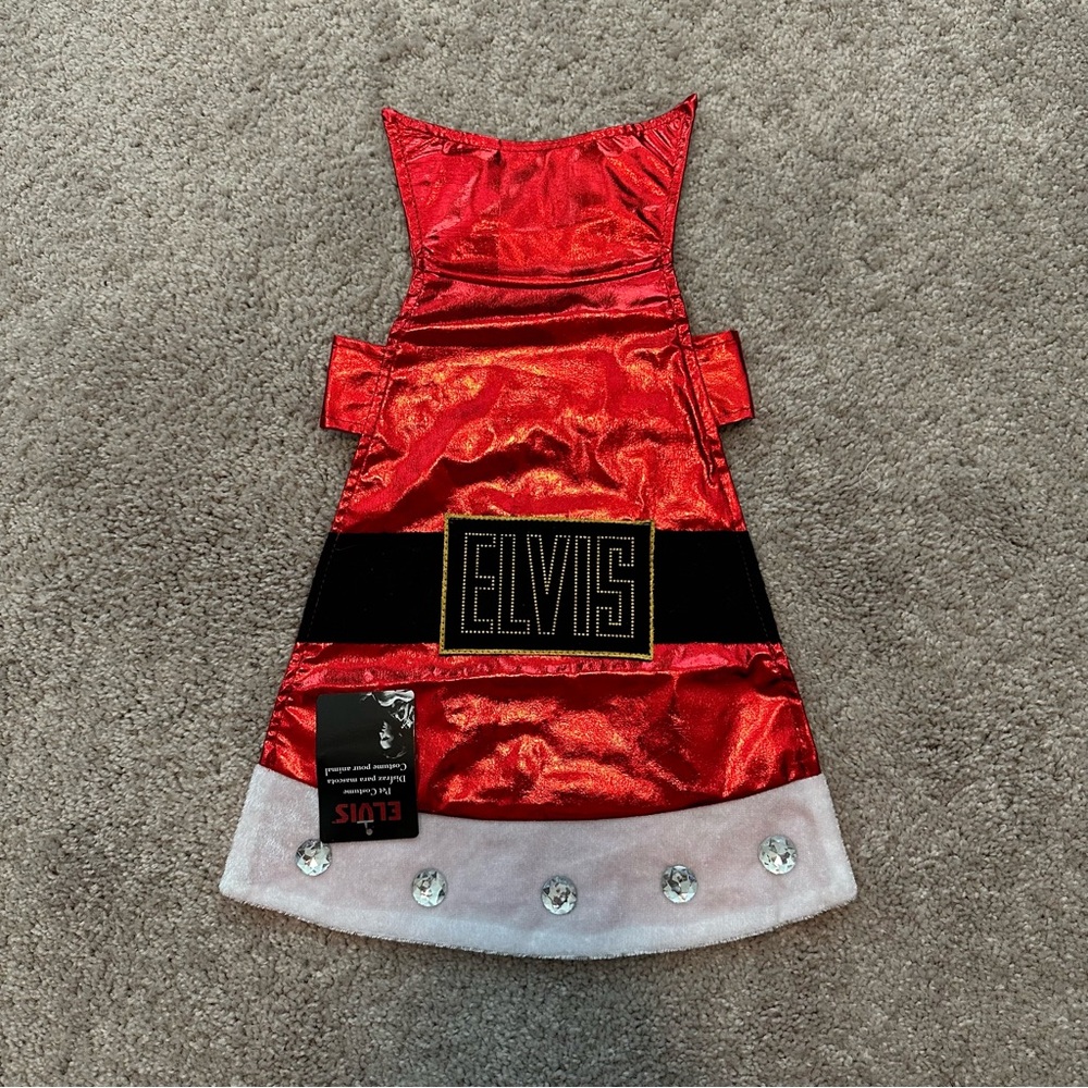 BNWT Elvis Pet Cape - Medium